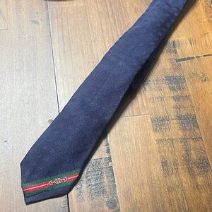 Gucci Navy Tie with Red and Green Stripes